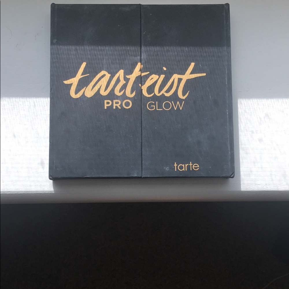 TARTE PRO GLOW